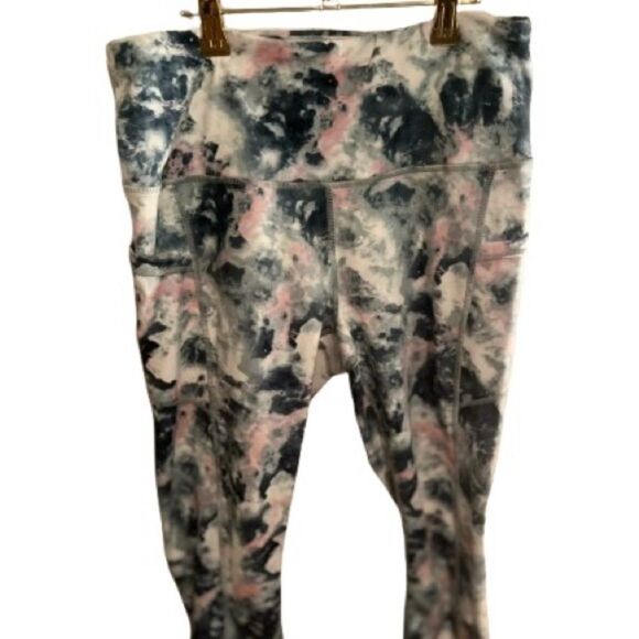 GAIAM Pink and Gray Leggings with Abstract Pattern - Picture 2 of 8